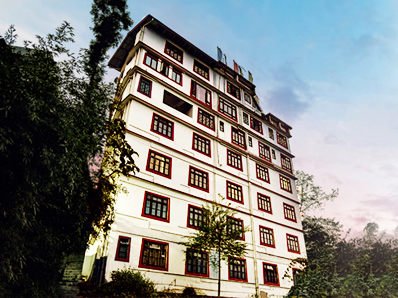 Rare Himalayas Alpine Hills Hotel