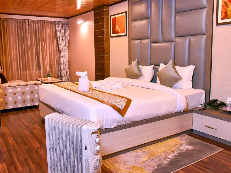 Premium Mountain & Batasia View